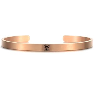 Bracelet en metal couleur cuivre avec logo Mugiwara inspire de One Piece