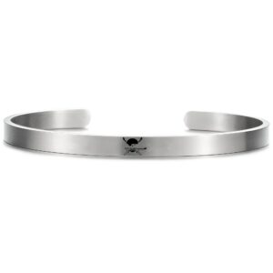 Bracelet en metal argente avec motif inspire de Roronoa Zoro One Piece