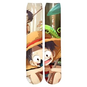 Chaussettes One Piece motif Luffy jeune illustration colorée