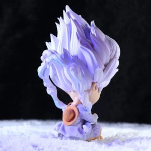 Figurine Luffy Gear 5 hauteur 10 cm, posture dynamique concentrée, expression du Maître du Soleil en moment de puissance soigné
