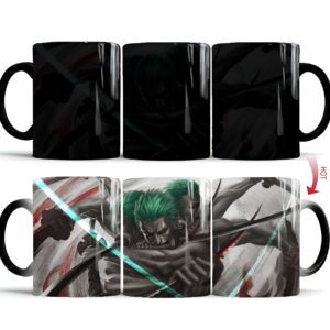 Mug thermoréactif montrant Zoro sabre au clair sous la chaleur